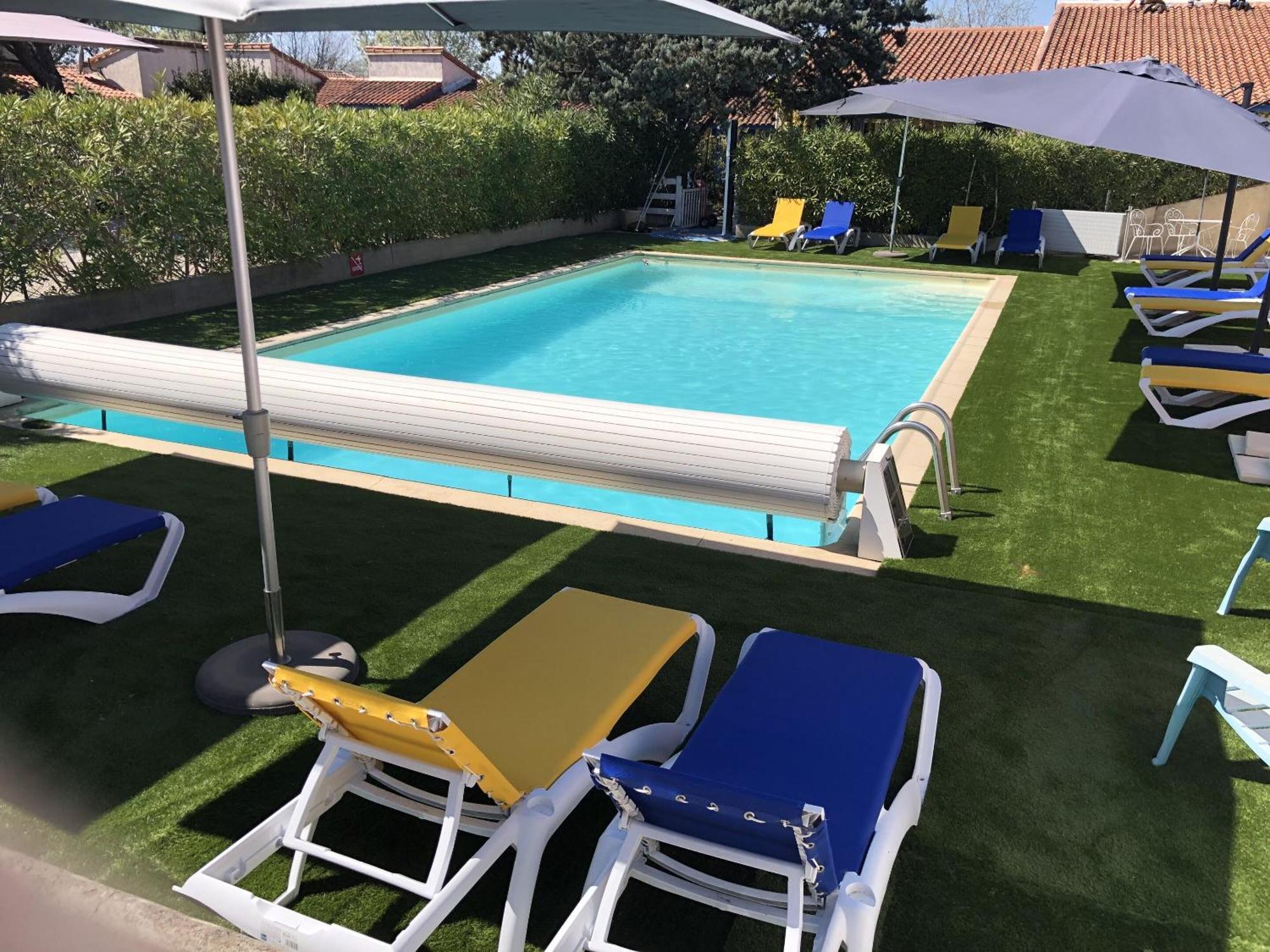 Hotel Des 4 Vents Aigues-Mortes Buitenkant foto