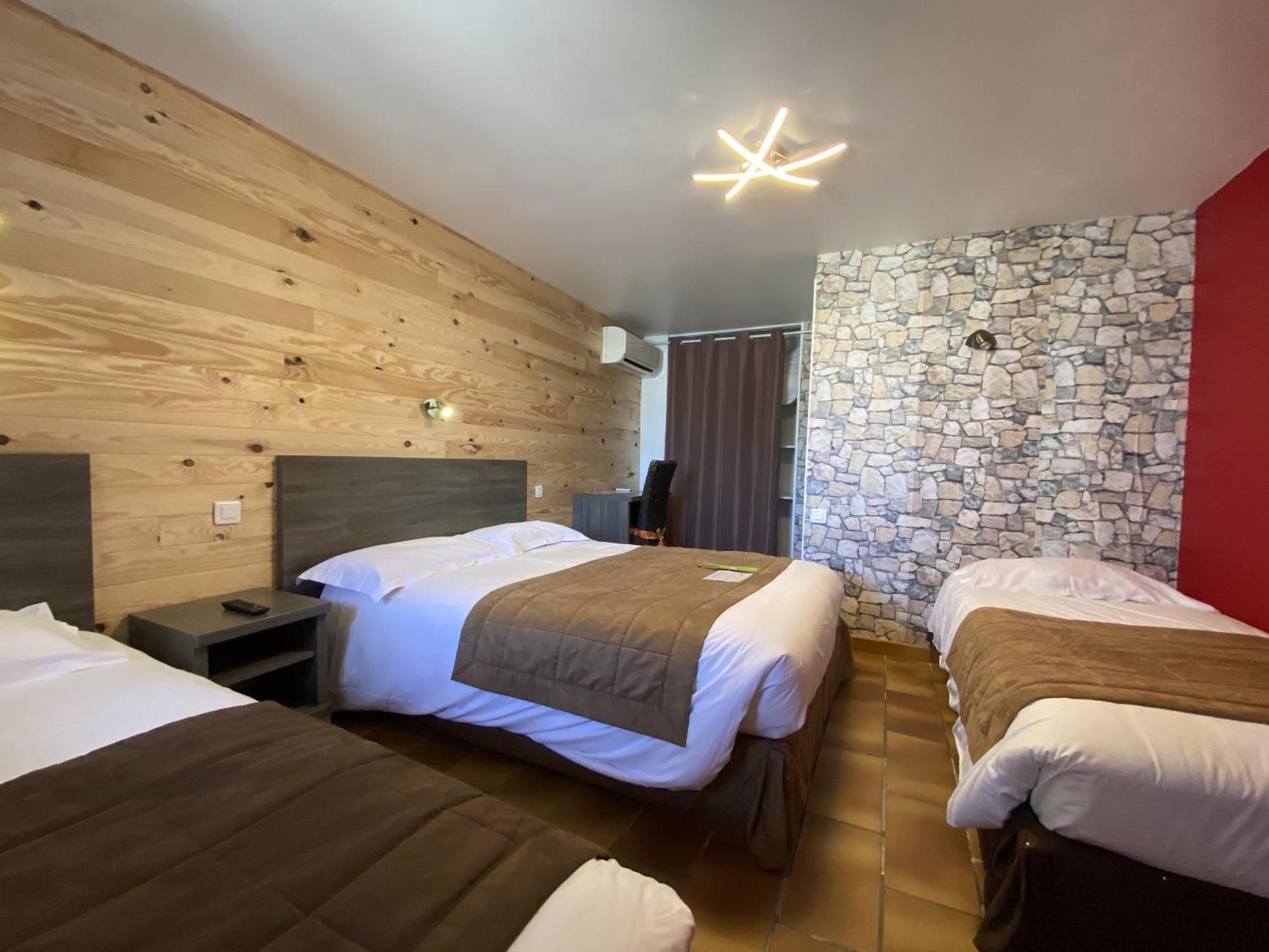 Hotel Des 4 Vents Aigues-Mortes Kamer foto