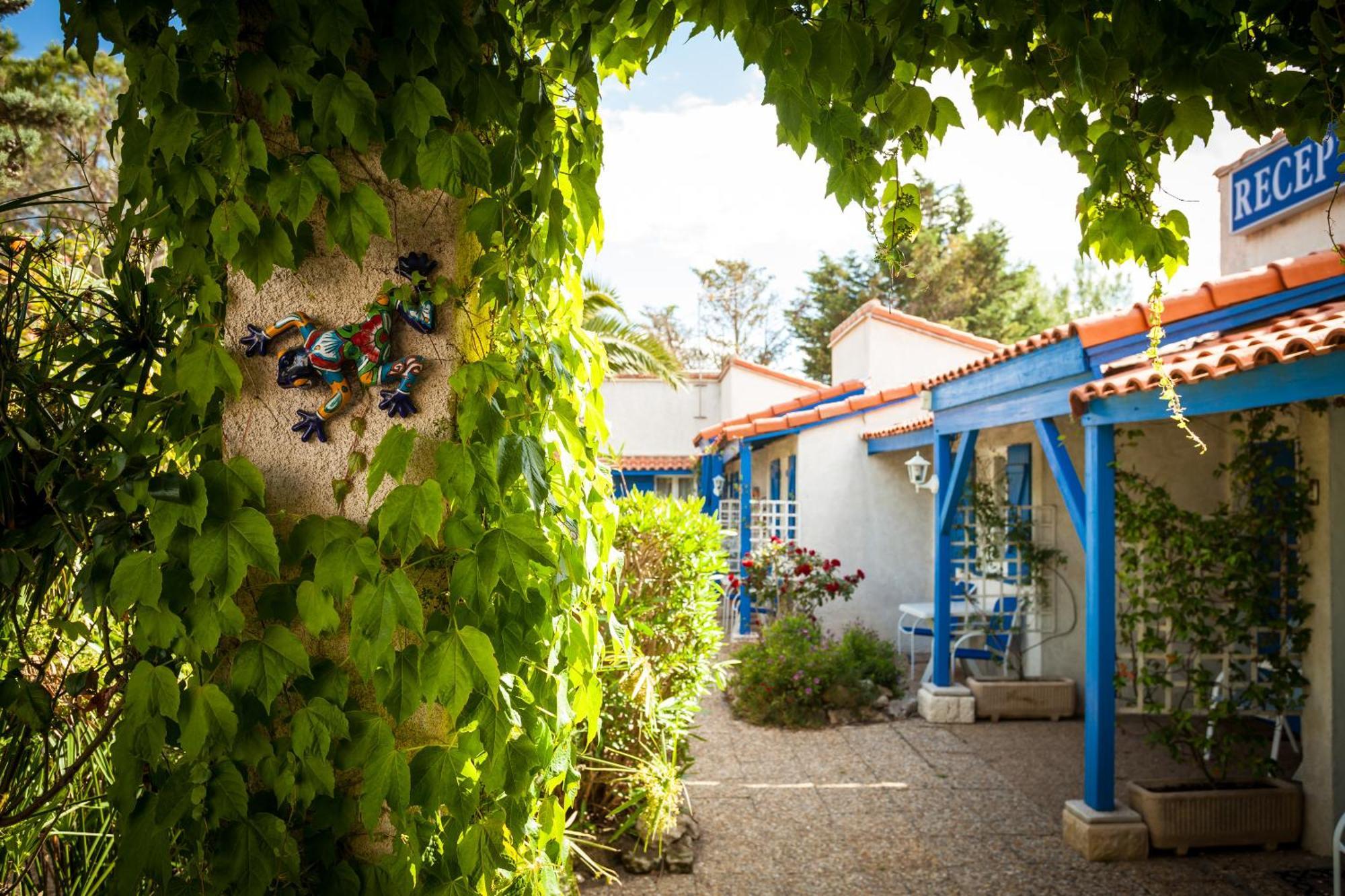 Hotel Des 4 Vents Aigues-Mortes Buitenkant foto